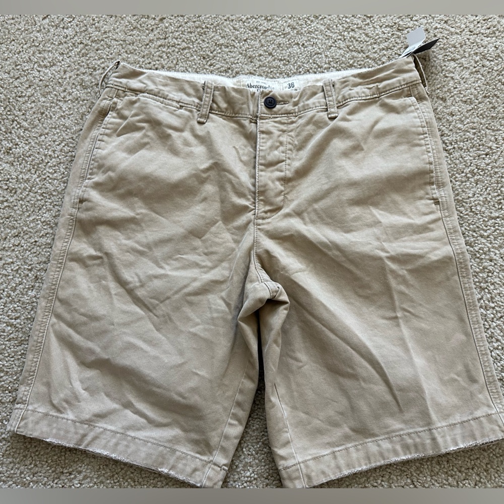 Men’s Abercrombie & Fitch shorts size 36